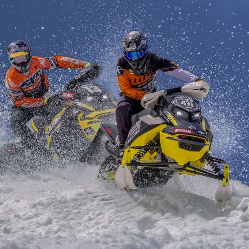 1st Merit Award CO The Chinese Canadian Photographic Society Of Toronto Kai Sun Law Chasing Downhill
