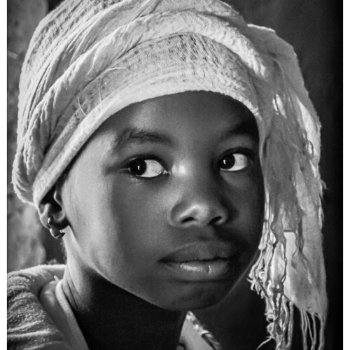 HONOUR AWARD Kingston Photographic Club Tanya Elson Sudanese Schoolgirl