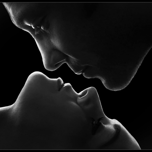 Mono - Gold Medal - Martin Barber (Photographic Society of South Africa) - image "Kiss of Light"