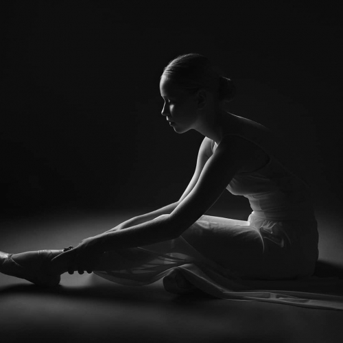 Mono - Honourable Mention - Julie Rathbone (Australian Photographic Society) - image "Time Out"